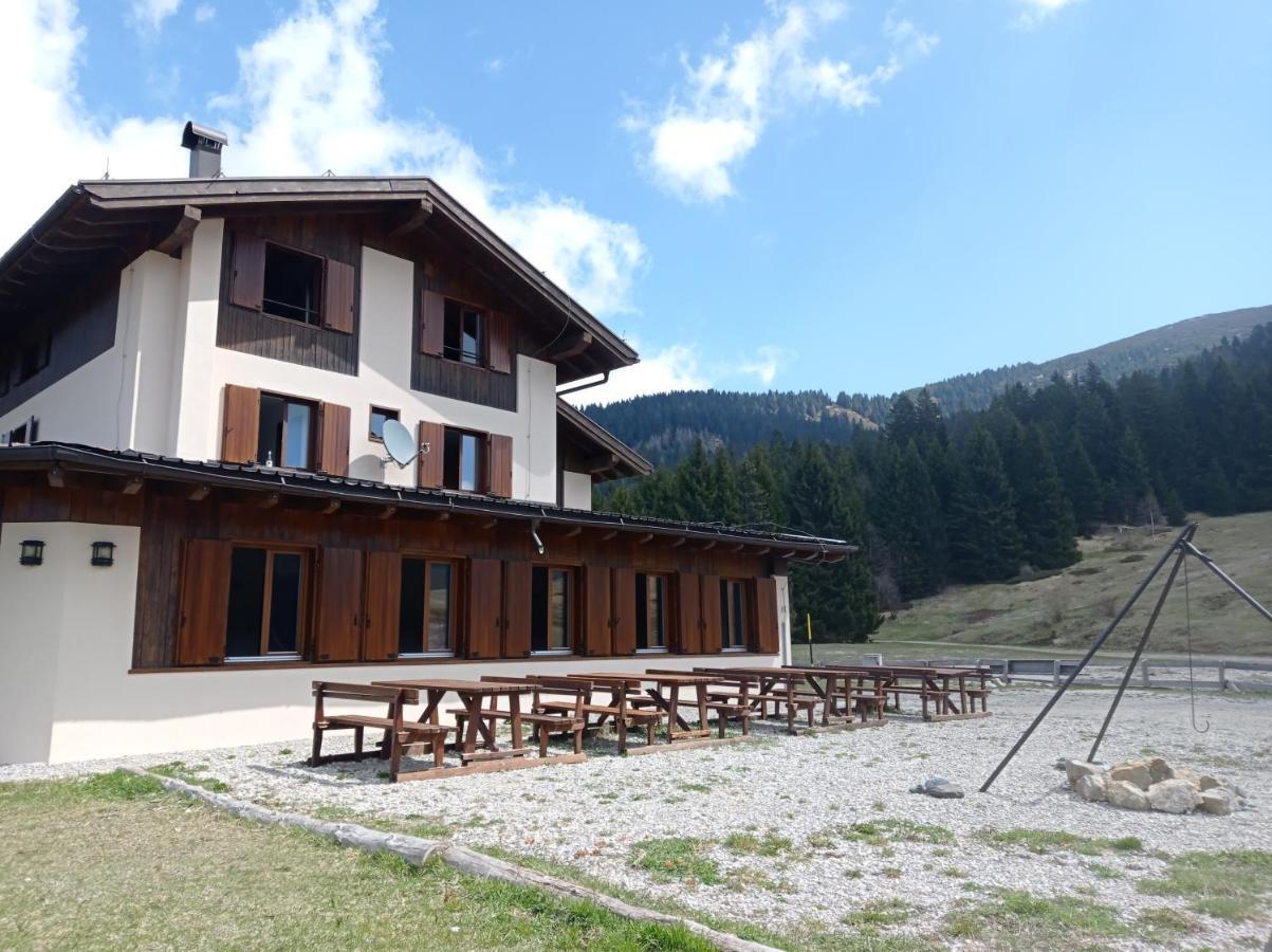 Rifugio Garibaldi LEDRO Exterior photo